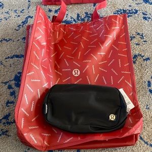 NWT lululemon everywhere belt bag